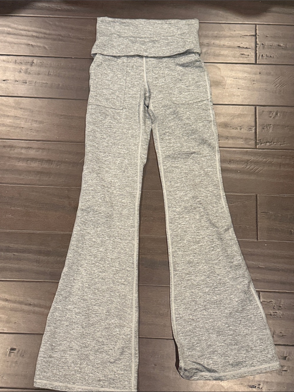 The hugger aerie fold over leggings